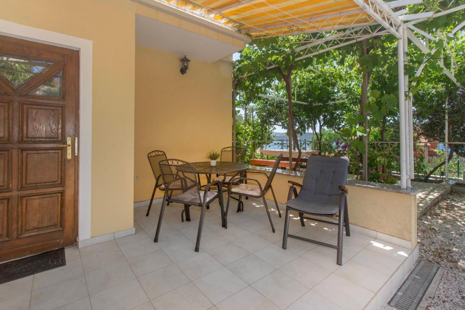 Apartments Matic Жаборич Екстер'єр фото